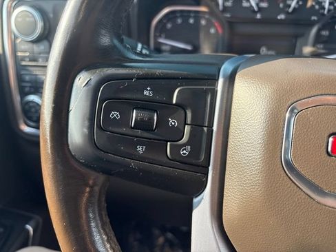 Used 2020 GMC Sierra 1500 SLT w/ Driver Alert Package I AWD/4WD image 29