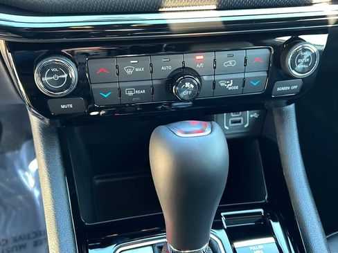 New 2026 Jeep Compass Limited image 14