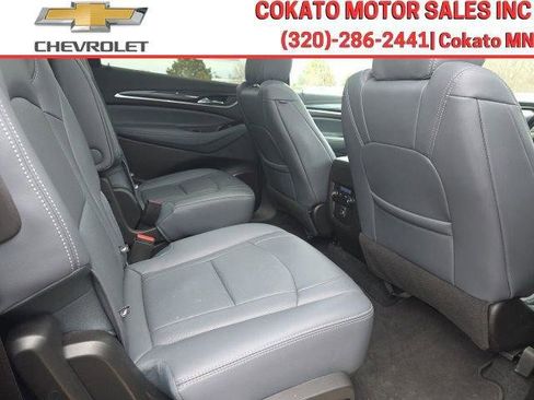 Used 2023 Buick Enclave Essence w/ Experience Buick Package AWD/4WD image 16