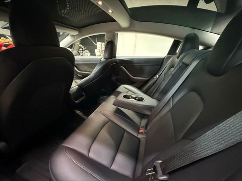 Used 2019 Tesla Model 3 Long Range image 21