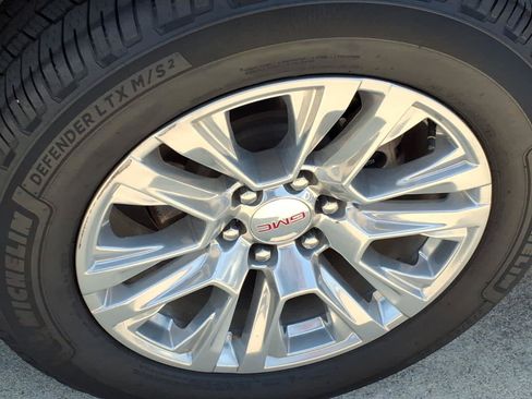 Certified 2019 GMC Sierra 1500 Denali w/ Technology Package AWD/4WD image 26