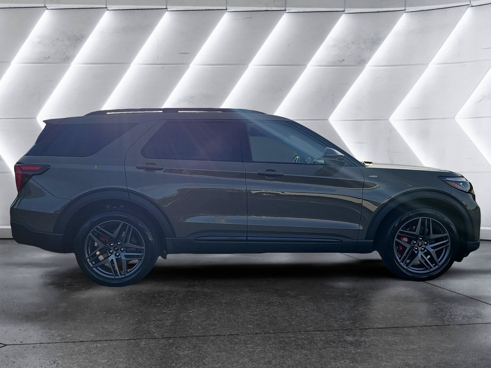 New 2027 Ford Explorer ST-Line w/ Premium Package RWD image 8