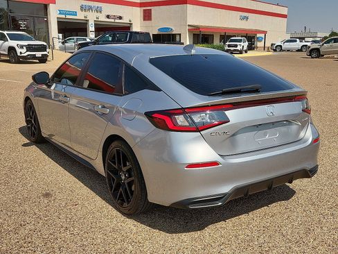 Used 2025 Honda Civic Sport image 3