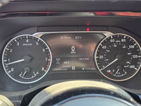Used 2022 Nissan Pathfinder SV FWD image 25