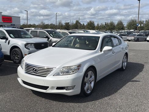 Used 2010 Lexus LS 460 image 9