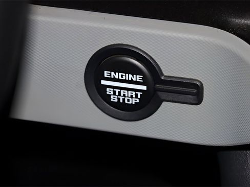 Used 2022 Ford Bronco Badlands image 23