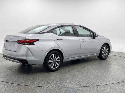 Used 2025 Nissan Versa SV FWD image 9