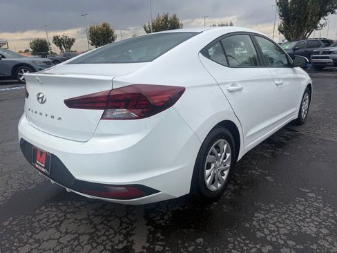 Used 2020 Hyundai Elantra SE w/ Cargo Package (C1) FWD image 6