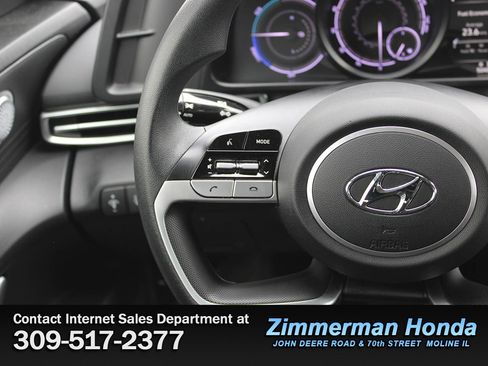 Used 2022 Hyundai Elantra Blue image 10