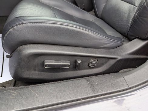 Used 2018 Honda Accord Touring image 11