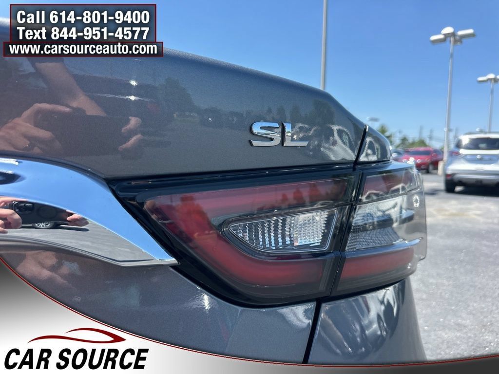 Used 2023 Nissan Maxima SL FWD image 7