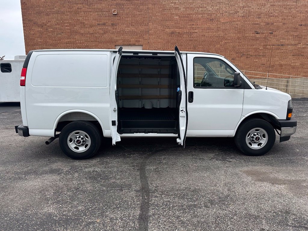 Used 2025 GMC Savana 2500 w/ Driver Convenience Package RWD image 11