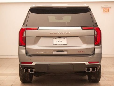 Used 2025 GMC Yukon Denali image 7