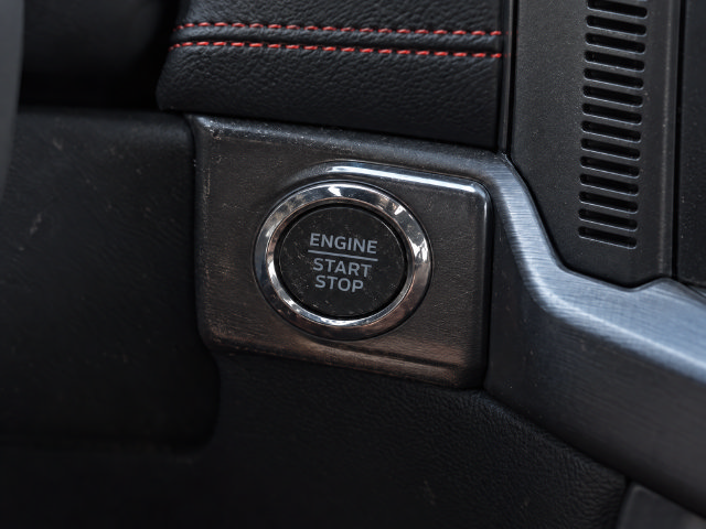 Used 2025 Ford F150 Raptor AWD/4WD image 13
