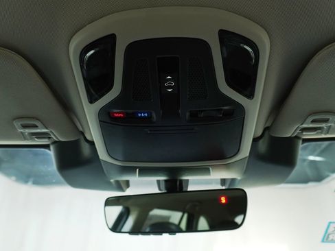 Used 2025 Subaru Outback Onyx Edition image 20