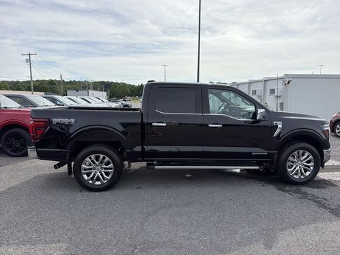 Used 2024 Ford F150 Lariat w/ FX4 Off-Road Package AWD/4WD image 3