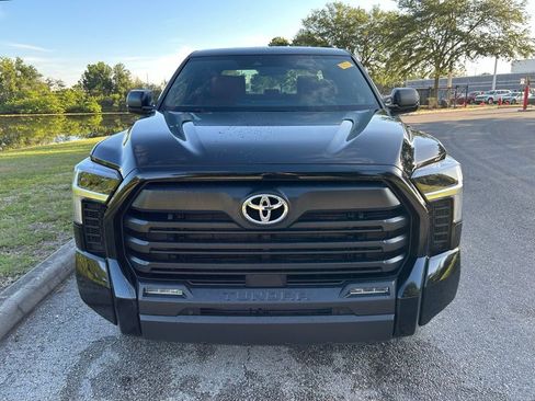 Used 2025 Toyota Tundra SR5 w/ SR5 Convenience Package AWD/4WD image 8