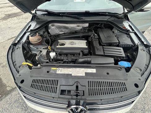 Used 2015 Volkswagen Tiguan S FWD image 15