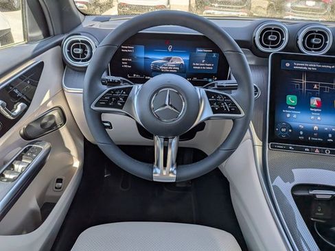 New 2026 Mercedes-Benz GLC 300 4MATIC image 19