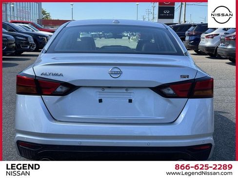 Certified 2023 Nissan Altima 2.5 SR image 6