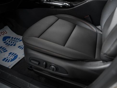 New 2026 Chevrolet Trax RS w/ Driver Confidence Package image 33