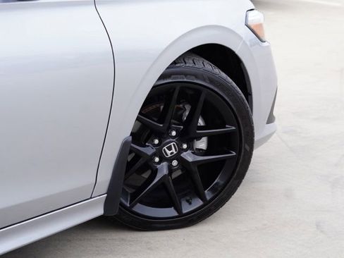 Used 2024 Honda Civic Sport image 8