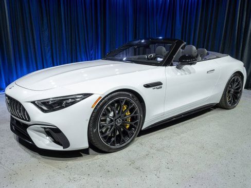 Used 2025 Mercedes-Benz SL 55 AMG 4MATIC image 2