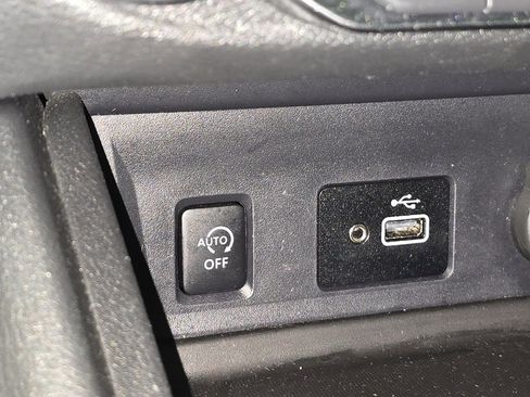 Used 2024 Nissan Sentra S image 6