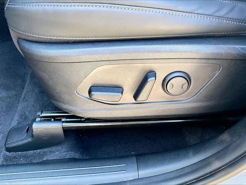 Used 2025 Kia Sorento S w/ Panoramic Sunroof Package FWD image 31
