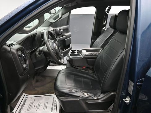 Used 2019 Chevrolet Silverado 1500 Custom w/ Custom Value Package AWD/4WD image 11