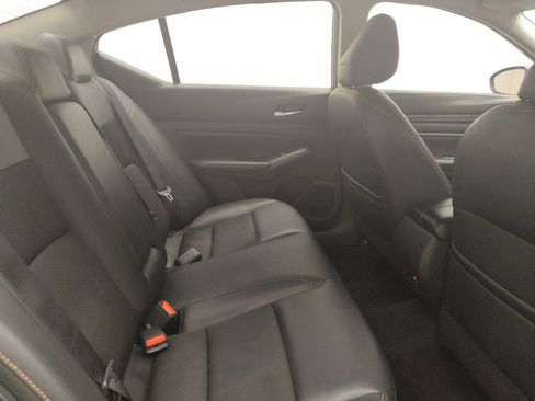 Used 2021 Nissan Altima 2.5 SR FWD image 19