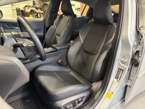 Used 2023 Toyota Prius XLE AWD/4WD image 13