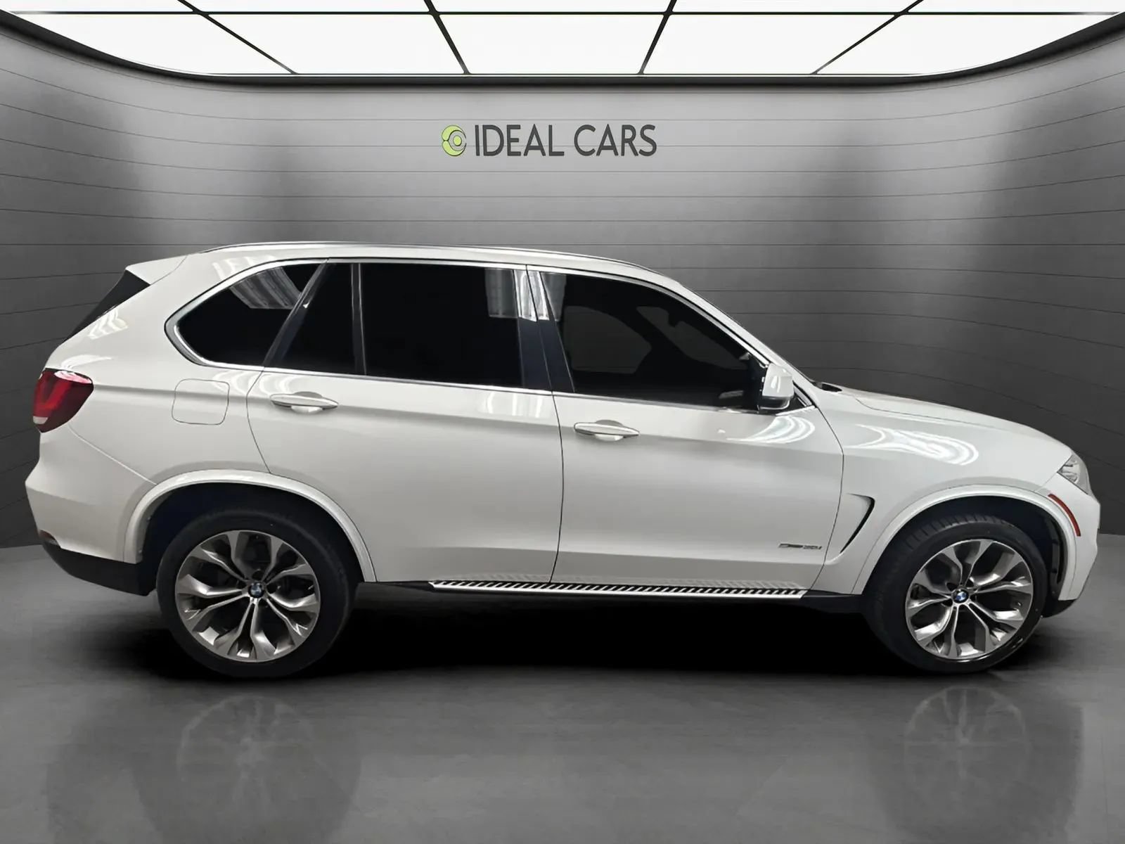 Used 2017 BMW X5 sDrive35i RWD image 4