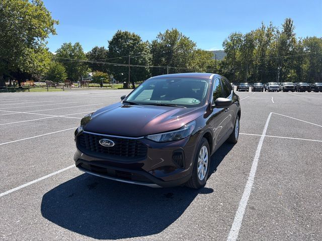 Used 2023 Ford Escape Active AWD/4WD image 5