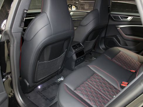 Used 2025 Audi S7 Premium Plus image 35