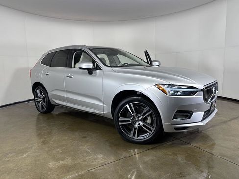 Used 2021 Volvo XC60 T8 Inscription Expression image 1