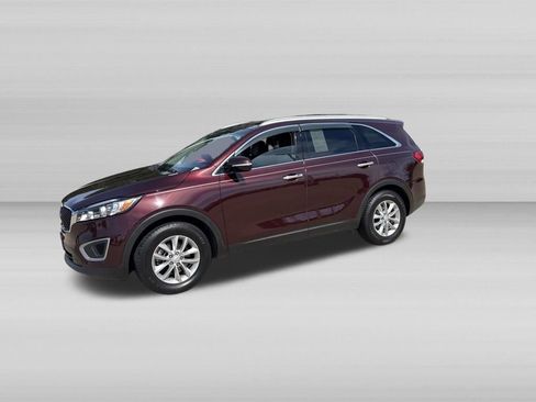 Used 2017 Kia Sorento FWD w/ LX Convenience Package image 8