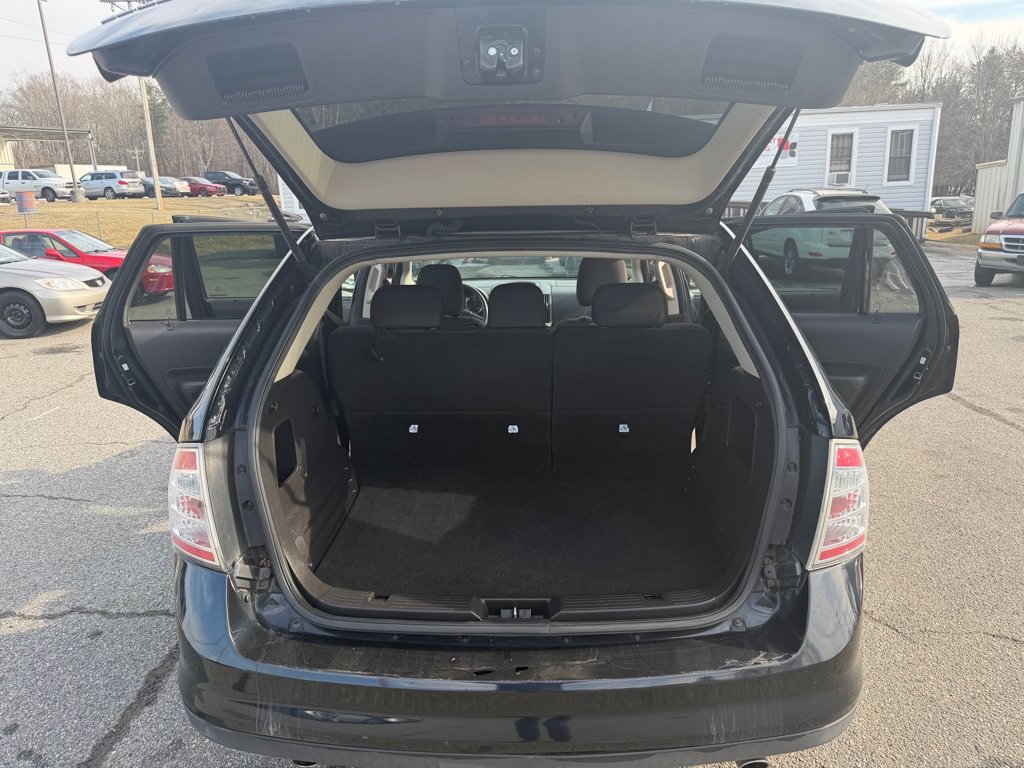 Used 2010 Ford Edge SE FWD image 25