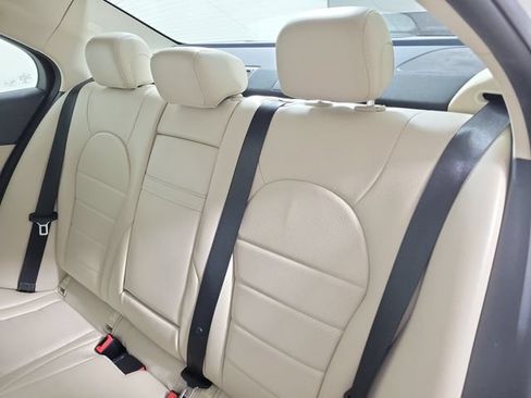 Used 2019 Mercedes-Benz C 300 Sedan image 13
