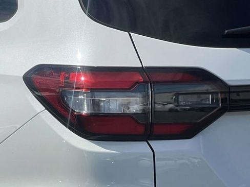 Used 2023 Honda Pilot Elite image 10