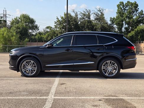Used 2023 Acura MDX SH-AWD w/ Advance Package image 7