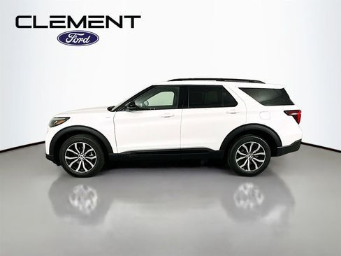 New 2026 Ford Explorer ST-Line image 4
