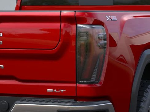 New 2026 GMC Sierra 2500 SLT w/ SLT Premium Package AWD/4WD image 11