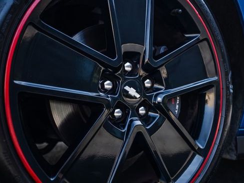 Used 2013 Chevrolet Camaro SS w/ Hot Wheels Special Edition image 3