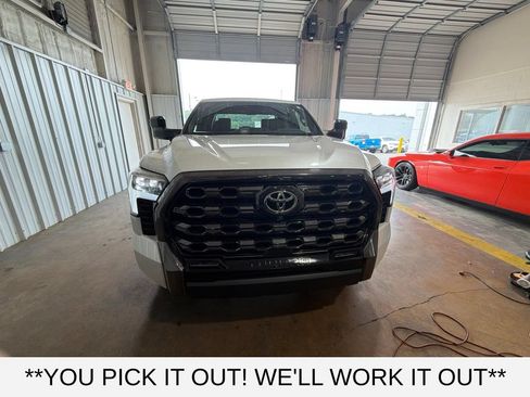 Used 2022 Toyota Tundra Platinum w/ Advanced Package AWD/4WD image 2