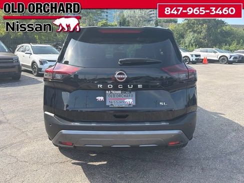 Used 2023 Nissan Rogue SL FWD image 5