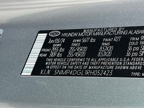 Used 2024 Hyundai Santa Fe Limited AWD/4WD image 39