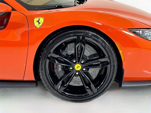 Used 2024 Ferrari 296 GTS image 39