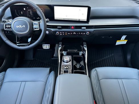 New 2025 Kia Sorento SX Prestige image 9
