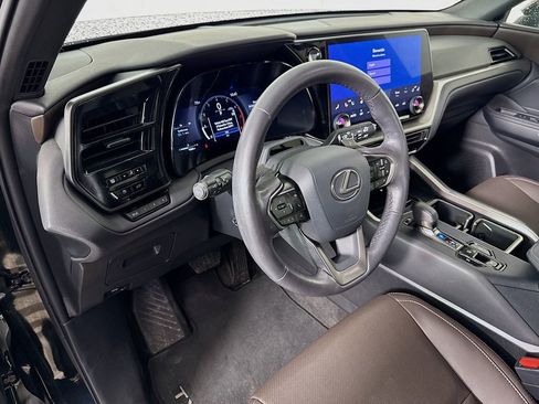 Certified 2024 Lexus TX 350 FWD w/ Captains Chair Package image 9